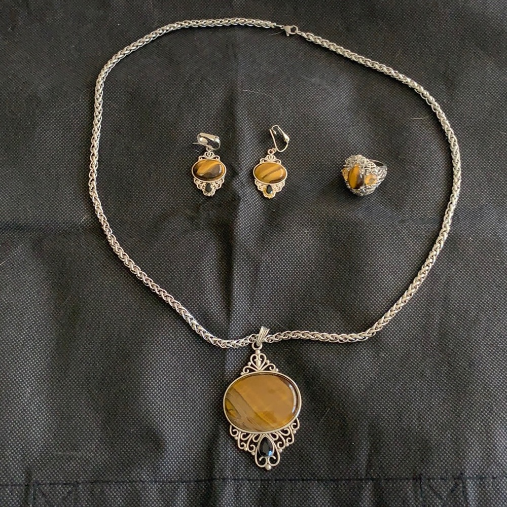 Tiger eye necklace with earrings and ring